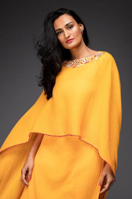 Neha Gursahani_Yellow Crinkled Cotton Floral Round Draped Kurta And Pant Set _Online_at_Aza_Fashions