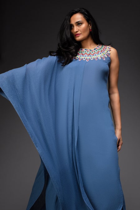 Neha Gursahani_Blue Crinkled Cotton Floral Round Kurta And Pant Set _Online_at_Aza_Fashions