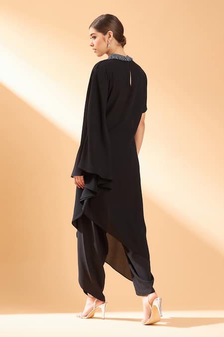 Aakaar Asymmetric Tunic & Pant Set 