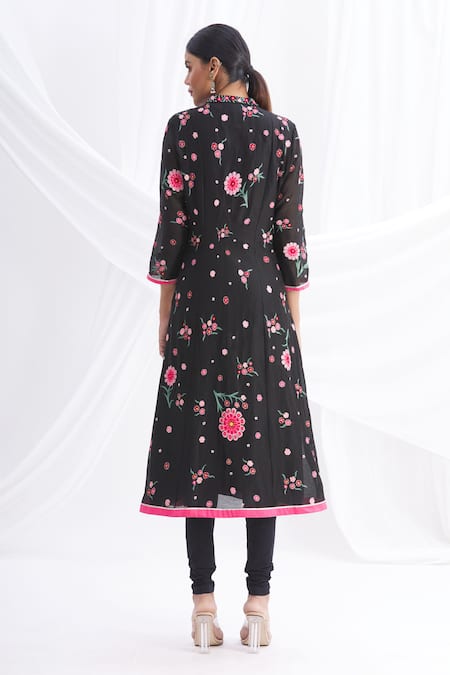 Shop Nachiket Barve Black Silk Chanderi Embroidered Kurta Set at Aza Fashions Shop_Nachiket Barve_Black Silk Chanderi Embroidered Kurta Set _at_Aza_Fashions