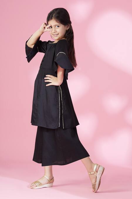 Buy_Samyukta Singhania_Black Jam Silk Embellished Kurta Set _Online_at_Aza_Fashions