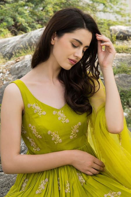 Shop EASE Green Crepe V Neck Embroidered Anarkali With Dupatta at Aza Fashions Shop_EASE_Green Crepe V Neck Embroidered Anarkali With Dupatta _at_Aza_Fashions