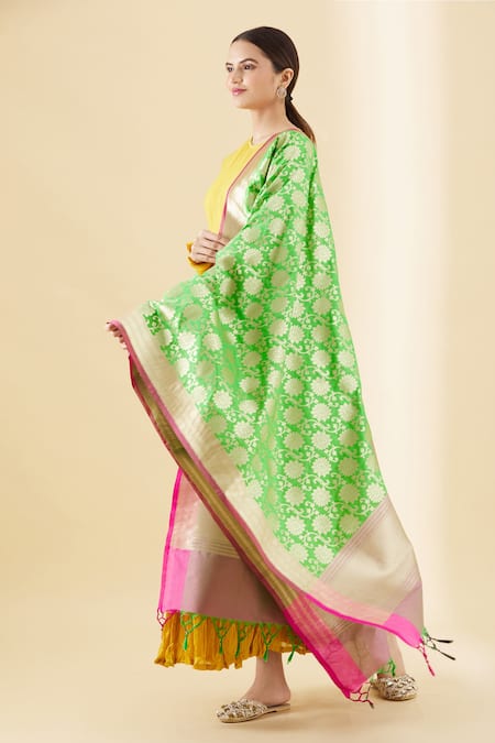 Buy Naintara Bajaj Green Woven Floral Banarasi Silk Dupatta Online at Aza Fashions Buy_Naintara Bajaj_Green Woven Floral Banarasi Silk Dupatta_Online_at_Aza_Fashions