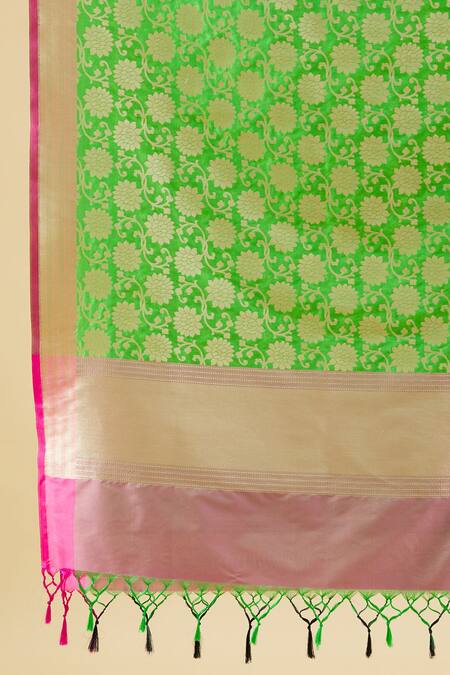 Shop Naintara Bajaj Green Woven Floral Banarasi Silk Dupatta Online at Aza Fashions Shop_Naintara Bajaj_Green Woven Floral Banarasi Silk Dupatta_Online_at_Aza_Fashions