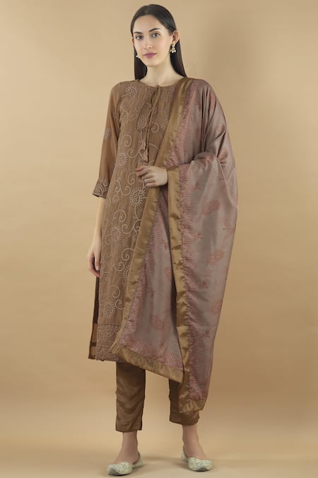 Naintara Bajaj Brown Embroidered Kurta Set With Dupatta 