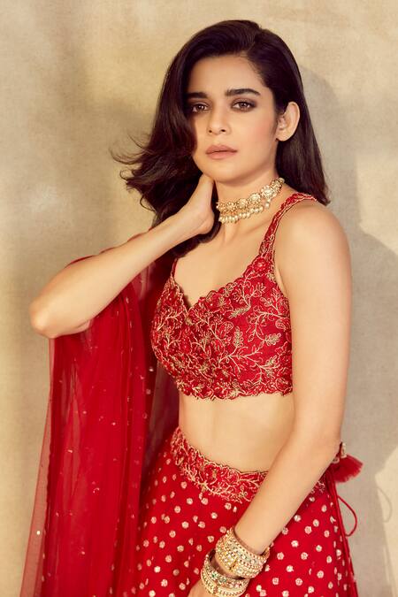 Ariyana by Aza_Red Lehenga Chiffon Embroidered Floral V Neck Set _Online_at_Aza_Fashions