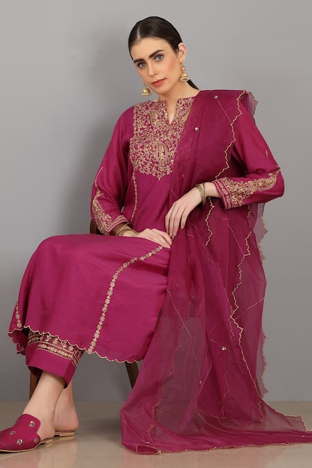 Buy_Asaga_Purple Cotton Pant Mul Cotton Dupatta Organza, Kurta Chanderi Silk Set _Online_at_Aza_Fashions