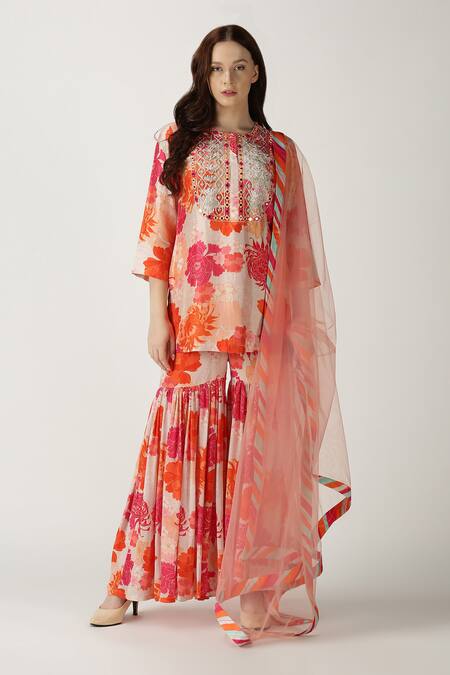 Buy Archana Shah White Kurta And Pant Crepe Silk Dupatta Net Printed Sharara Set Online at Aza Fashions Buy_Archana Shah_White Kurta And Pant Crepe Silk Dupatta Net Printed Sharara Set _Online_at_Aza_Fashions