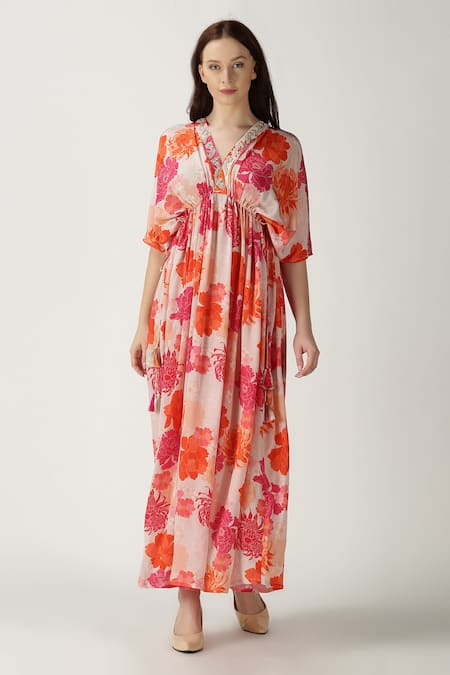 Archana Shah White Crepe Silk Printed Kaftan Online at Aza Fashions Archana Shah_White Crepe Silk Printed Kaftan _Online_at_Aza_Fashions