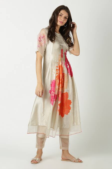 Shop Archana Shah White Bemberg Silk Printed Kurta Online at Aza Fashions Shop_Archana Shah_White Bemberg Silk Printed Kurta _Online_at_Aza_Fashions