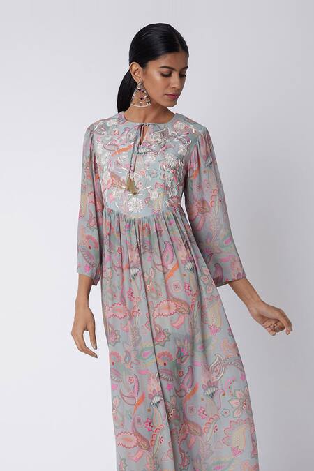 Archana Shah Grey Bemberg Crepe Printed Dress Online at Aza Fashions Archana Shah_Grey Bemberg Crepe Printed Dress _Online_at_Aza_Fashions