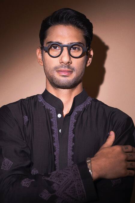 Wabi Sabi By Anshum-Ritesh_Black Chanderi Embroidery Aztec Dori Kurta Set _Online_at_Aza_Fashions