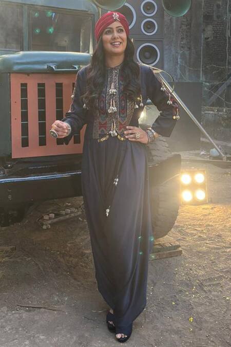 Buy_Aditi Somani_Blue Jacket Modal Satin, Jumpsuit Silk Suede Sequins, Draped With Embroidered_Online_at_Aza_Fashions