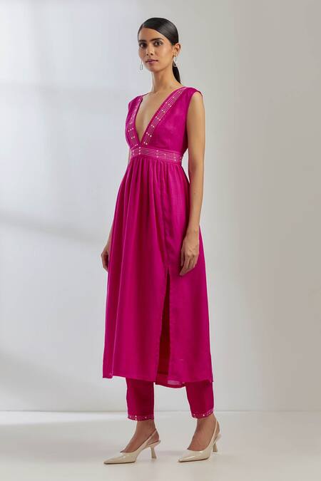 The Indian Cause Pink Silk Sequin Plunge V Neck Sirgus Dress Online at Aza Fashions The Indian Cause_Pink Silk Sequin Plunge V Neck Sirgus Dress _Online_at_Aza_Fashions