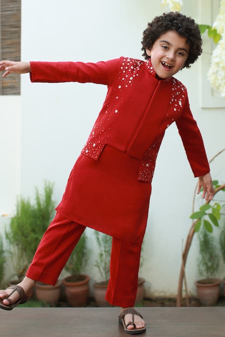 Buy_Littleens_Red Velvet, Cotton, Velour Embroidery Bundi And Kurta Set _Online_at_Aza_Fashions