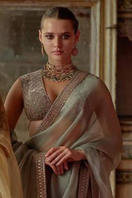 Sabyasachi Organza Saree With Unstitched Blouse Fabric Online at Aza Fashions Sabyasachi_Organza Saree With Unstitched Blouse Fabric_Online_at_Aza_Fashions