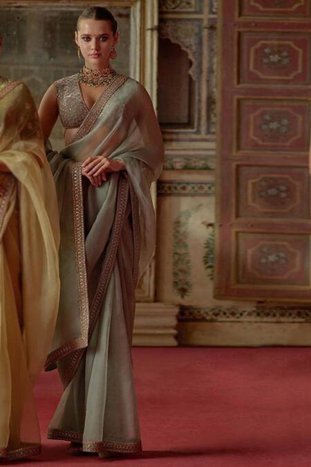 Shop Sabyasachi Organza Saree With Unstitched Blouse Fabric at Aza Fashions Shop_Sabyasachi_Organza Saree With Unstitched Blouse Fabric_at_Aza_Fashions