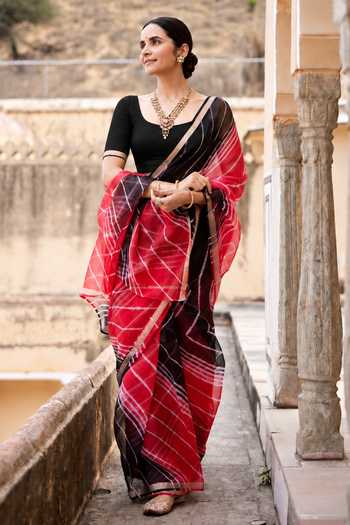 Buy_Geroo Jaipur_Black Silk Round Neck Leheriya Stripe Pattern Saree With Blouse _Online_at_Aza_Fashions