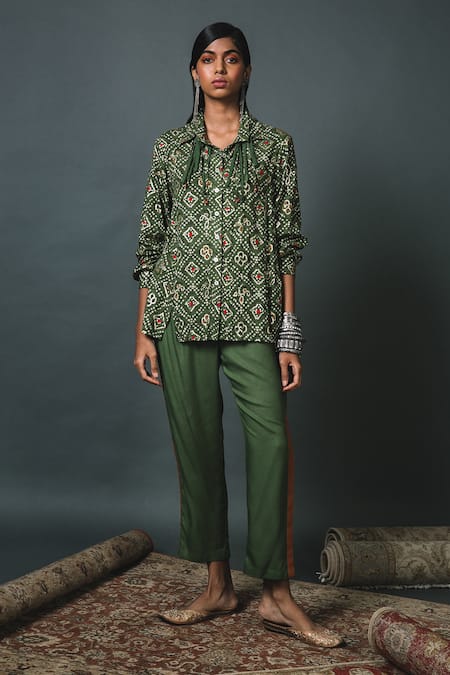 Sonam Luthria Bandhani Print Shirt & Pant Set 