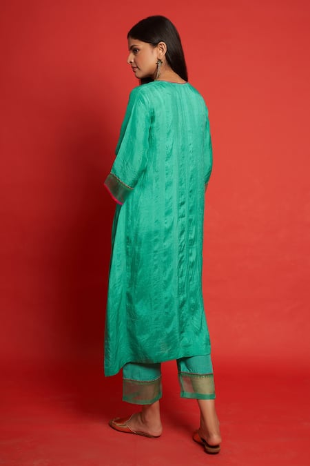 Shop Priti Prashant Green Mulberry Silk Sequin Notched Balsam Floral Motifs Kurta And Pant Set at Aza Fashions Shop_Priti Prashant_Green Mulberry Silk Sequin Notched Balsam Floral Motifs Kurta And Pant Set _at_Aza_Fashions