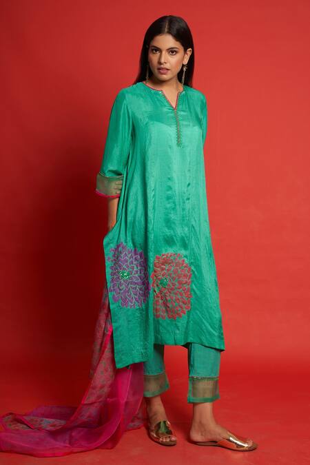 Buy Priti Prashant Green Mulberry Silk Sequin Notched Balsam Floral Motifs Kurta And Pant Set Online at Aza Fashions Buy_Priti Prashant_Green Mulberry Silk Sequin Notched Balsam Floral Motifs Kurta And Pant Set _Online_at_Aza_Fashions