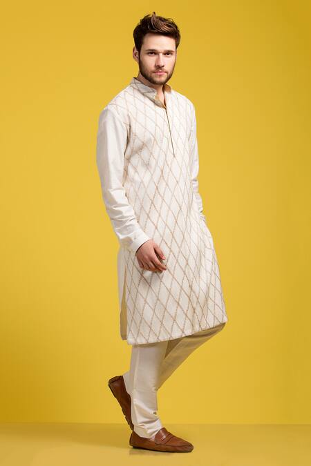 Seven_Beige Cotton Silk Pintuck Kurta Set _Online_at_Aza_Fashions