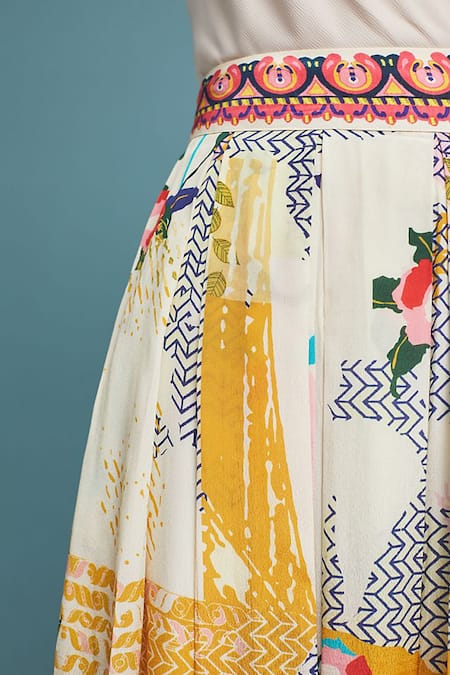 Shop Bhanuni By Jyoti White Viscose Crepe Printed Skirt Online at Aza Fashions Shop_Bhanuni By Jyoti_White Viscose Crepe Printed Skirt _Online_at_Aza_Fashions
