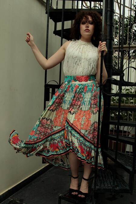 Buy_Bhanuni By Jyoti_White Viscose Crepe Floral Printed Skirt _Online_at_Aza_Fashions