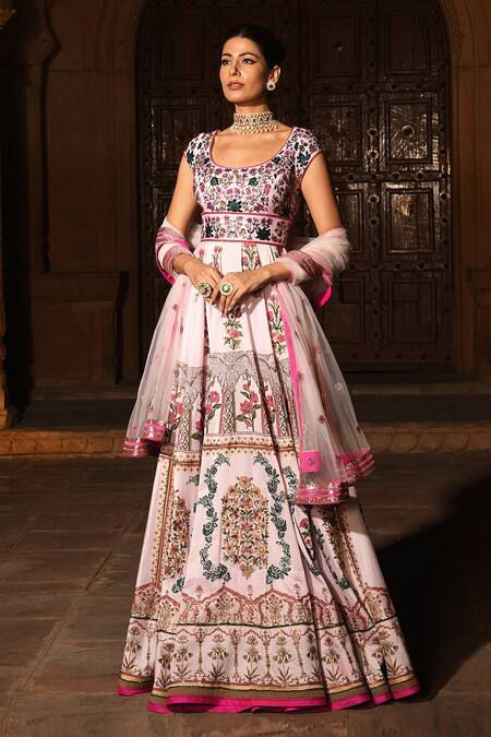 Reynu Taandon Pink Chanderi Silk Scoop Neck Embroidered Anarkali With Dupatta Online at Aza Fashions Reynu Taandon_Pink Chanderi Silk Scoop Neck Embroidered Anarkali With Dupatta _Online_at_Aza_Fashions