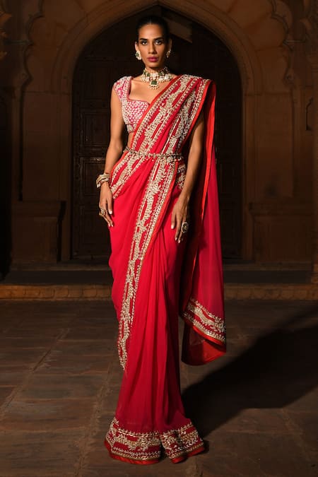 Reynu Taandon Pink Georgette Sweetheart Neck Embroidered Saree With Blouse