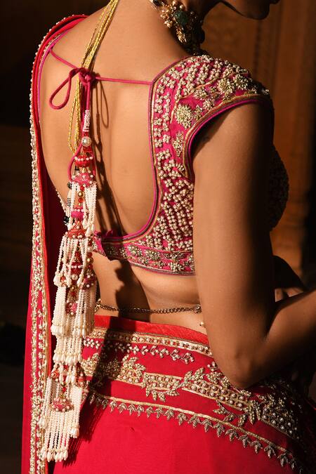 Shop_Reynu Taandon_Pink Georgette Sweetheart Neck Embroidered Saree With Blouse _Online_at_Aza_Fashions