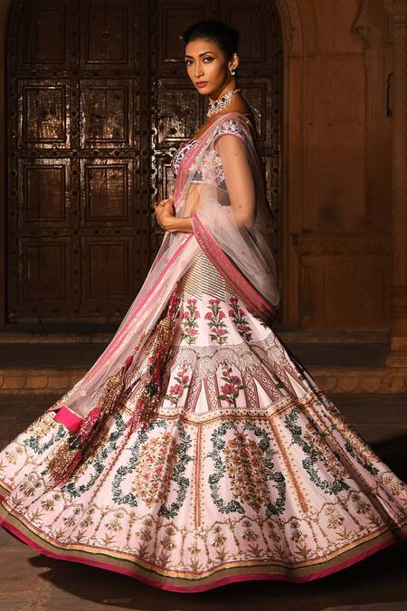 Reynu Taandon Pink Chanderi Silk Sweetheart Neck Embroidered Bridal Lehenga Set Online at Aza Fashions Reynu Taandon_Pink Chanderi Silk Sweetheart Neck Embroidered Bridal Lehenga Set _Online_at_Aza_Fashions