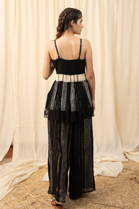 Label Reyya Printed Top & Pant Set 