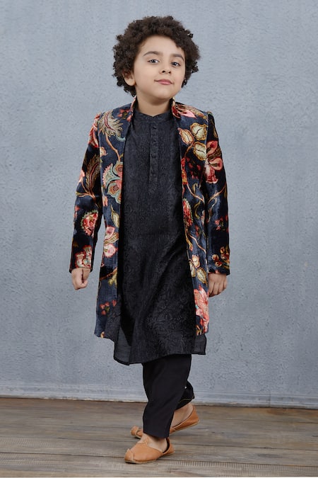 Torani_Black Jacket Silk Velvet Nisha Kshitij And Kurta Set  _Online_at_Aza_Fashions