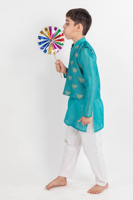 MR Brat Blue Chanderi, Cotton, Muslin Embroidery Teal Bundi And Kurta Set Online at Aza Fashions MR Brat_Blue Chanderi, Cotton, Muslin Embroidery Teal Bundi And Kurta Set _Online_at_Aza_Fashions