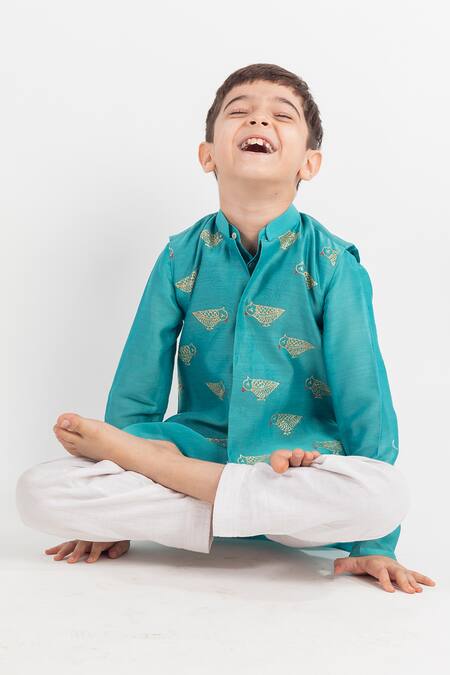 Shop MR Brat Blue Chanderi, Cotton, Muslin Embroidery Teal Bundi And Kurta Set Online at Aza Fashions Shop_MR Brat_Blue Chanderi, Cotton, Muslin Embroidery Teal Bundi And Kurta Set _Online_at_Aza_Fashions