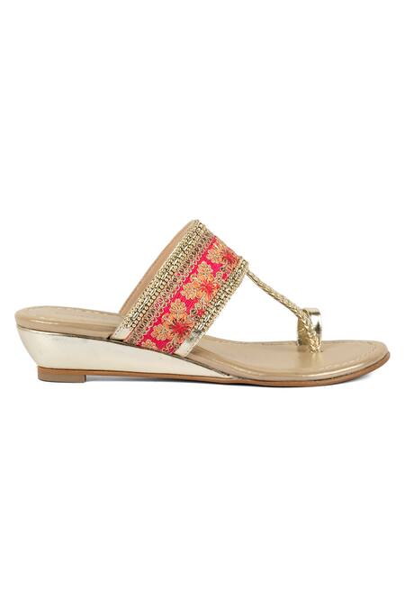 Vanilla Moon Pink Embroidery Beau Kolhapuri Wedges Online at Aza Fashions Vanilla Moon_Pink Embroidery Beau Kolhapuri Wedges_Online_at_Aza_Fashions