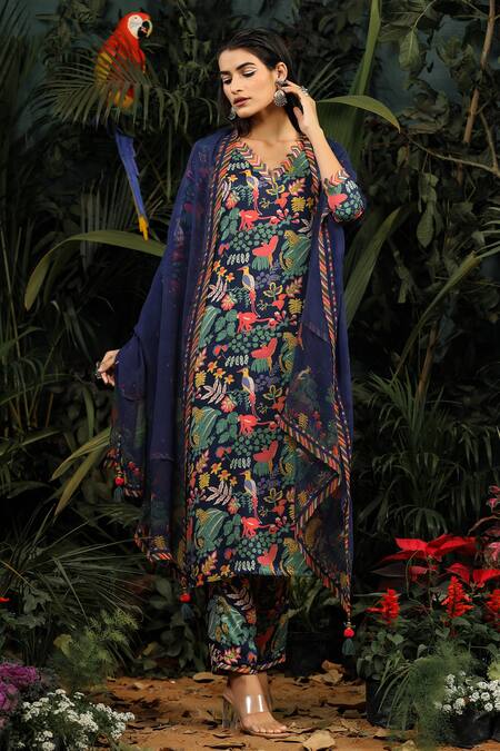 Buy_Baise Gaba_Multi Color Modal Satin Floral V Neck Printed Kurta Set_Online_at_Aza_Fashions
