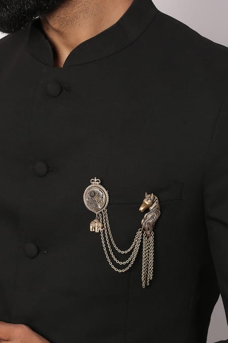Buy_Cosa Nostraa_Gold Mustang-timed Brooch _Online_at_Aza_Fashions