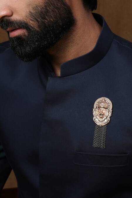 Cosa Nostraa_Gold Lion King Chain Tassel Brooch _Online_at_Aza_Fashions