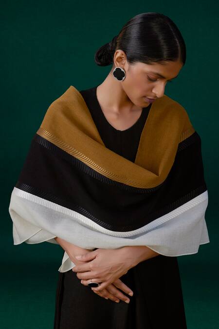 Buy_Ampm_Multi Color Cut Work Zina Wool Block Scarf_Online_at_Aza_Fashions