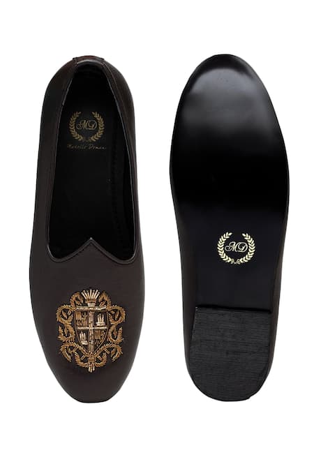 Shop Domani Black Handcrafted Embroidered Juttis at Aza Fashions Shop_Domani_Black Handcrafted Embroidered Juttis _at_Aza_Fashions