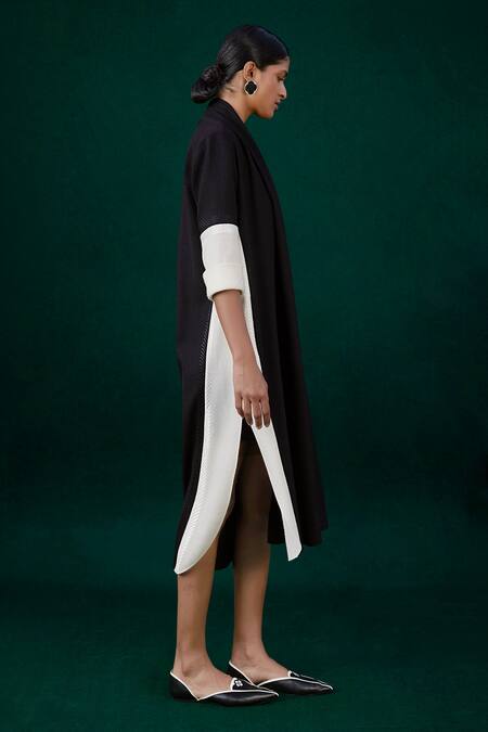 Ampm_Black Saba Wool Throw_Online_at_Aza_Fashions