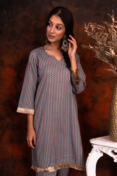 Shop_Tashee_Blue Cotton Round Block Print Kurta And Pant Set  _Online_at_Aza_Fashions