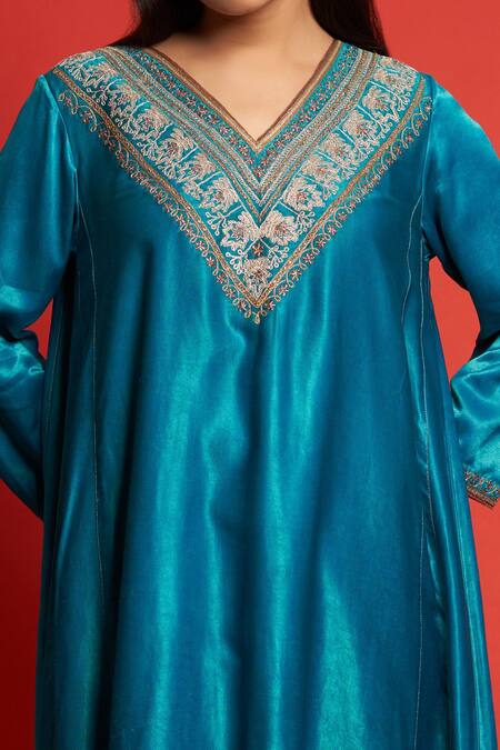 Shop Priti Prashant Blue Mashru Zari And Badla V Neck Embroidered Neckline Kurta & Pant Set Online at Aza Fashions Shop_Priti Prashant_Blue Mashru Zari And Badla V Neck Embroidered Neckline Kurta & Pant Set _Online_at_Aza_Fashions