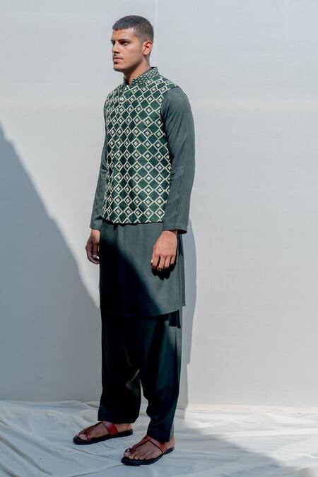 Bohame Green Silk, Cotton, Chanderi Embroidered Bundi And Kurta Set Online at Aza Fashions Bohame_Green Silk, Cotton, Chanderi Embroidered Bundi And Kurta Set_Online_at_Aza_Fashions