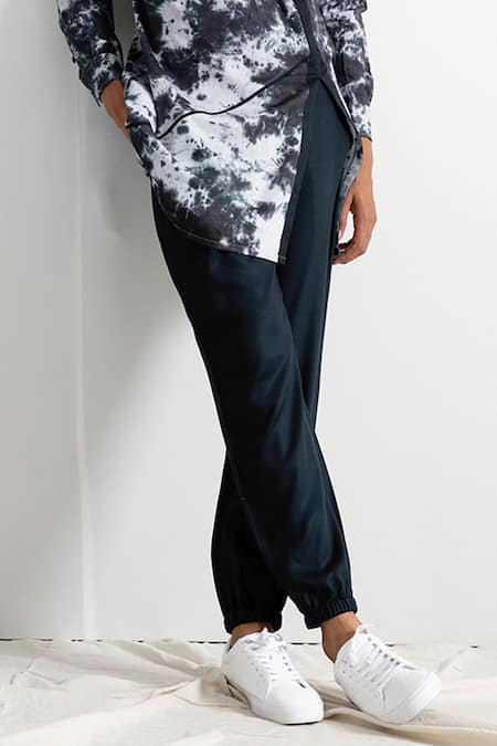 Buy Bohame Black Bamboo Blend Tie-dye Kurta Set Online at Aza Fashions Buy_Bohame_Black Bamboo Blend Tie-dye Kurta Set_Online_at_Aza_Fashions