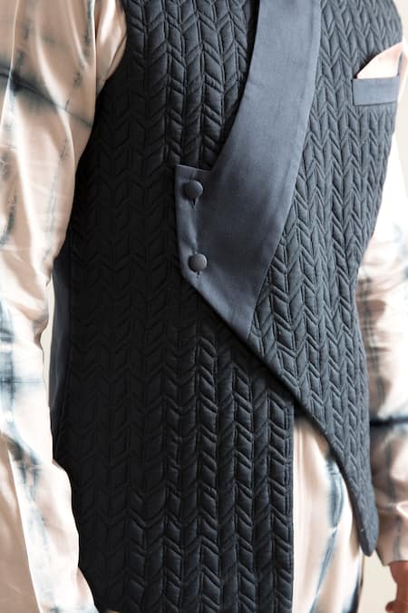 Shop_Bohame_White Bamboo Blend Quilted Bundi And Kurta Set_Online_at_Aza_Fashions