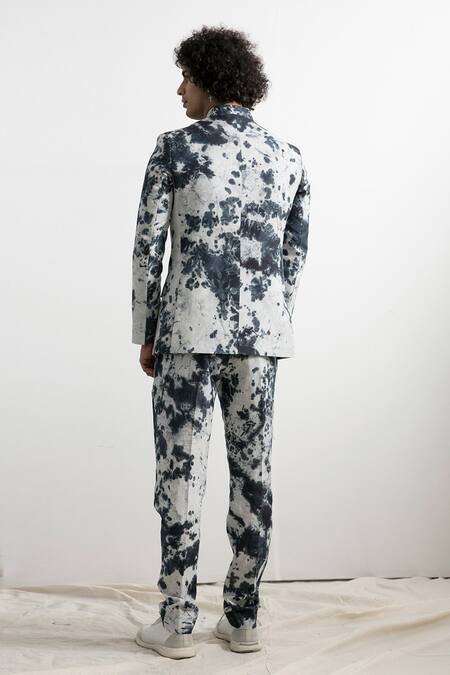 Shop Bohame Grey Linen Tie-dye Bandhgala Set at Aza Fashions Shop_Bohame_Grey Linen Tie-dye Bandhgala Set_at_Aza_Fashions