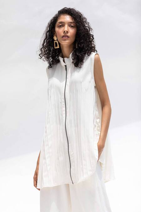 Buy Corpora Studio White Silk Crepe High Neck Tunic And Pant Set Online at Aza Fashions Buy_Corpora Studio_White Silk Crepe High Neck Tunic And Pant Set _Online_at_Aza_Fashions